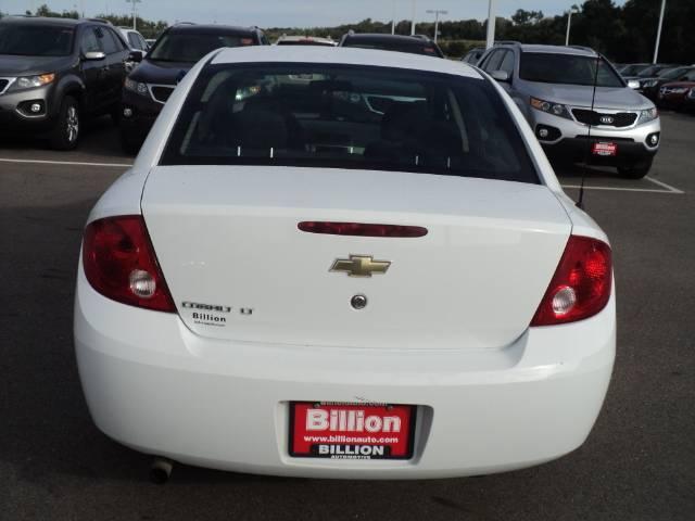 Chevrolet Cobalt 2009 photo 2