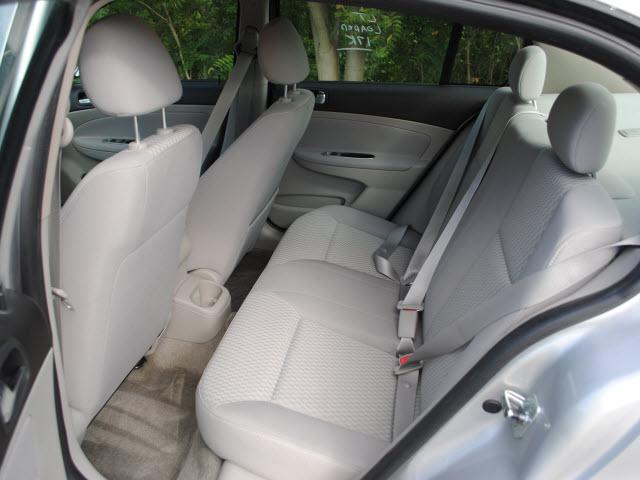Chevrolet Cobalt 2009 photo 3