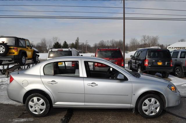 Chevrolet Cobalt 2009 photo 3