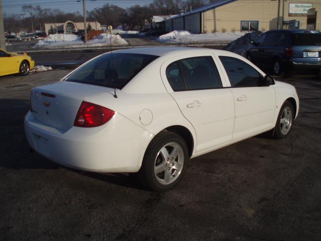 Chevrolet Cobalt 2009 photo 4