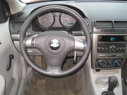 Chevrolet Cobalt 2009 photo 3