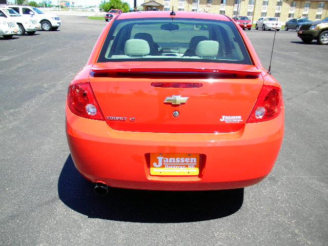 Chevrolet Cobalt 2009 photo 4