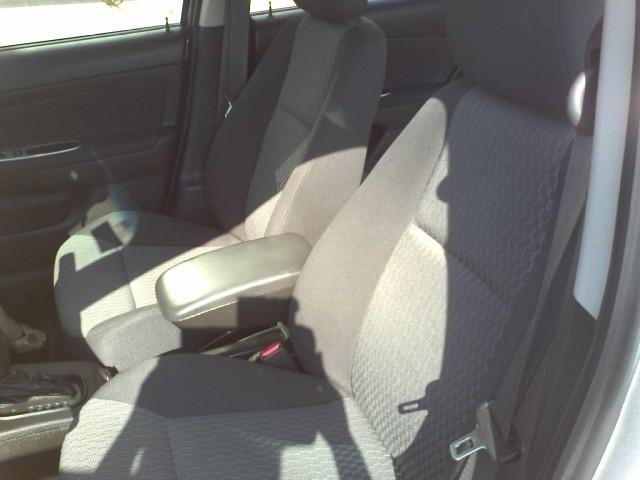 Chevrolet Cobalt 2009 photo 4