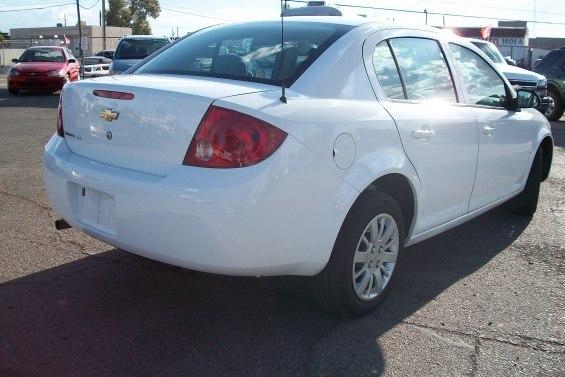 Chevrolet Cobalt 2009 photo 2