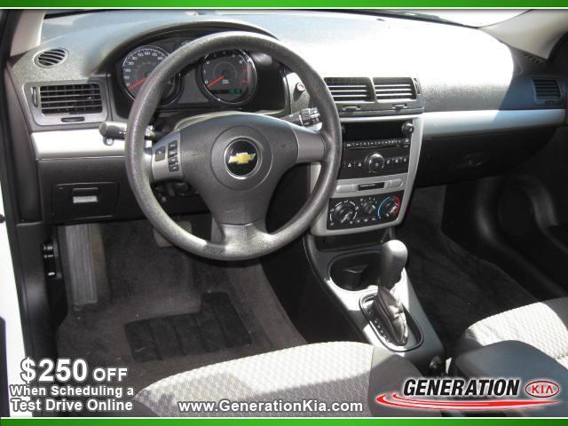 Chevrolet Cobalt 2009 photo 4