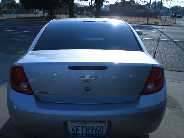 Chevrolet Cobalt 2009 photo 4