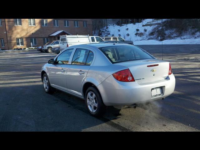 Chevrolet Cobalt 2009 photo 2