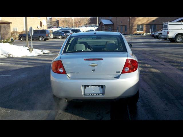 Chevrolet Cobalt 2009 photo 3