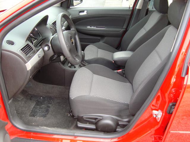 Chevrolet Cobalt 2009 photo 2