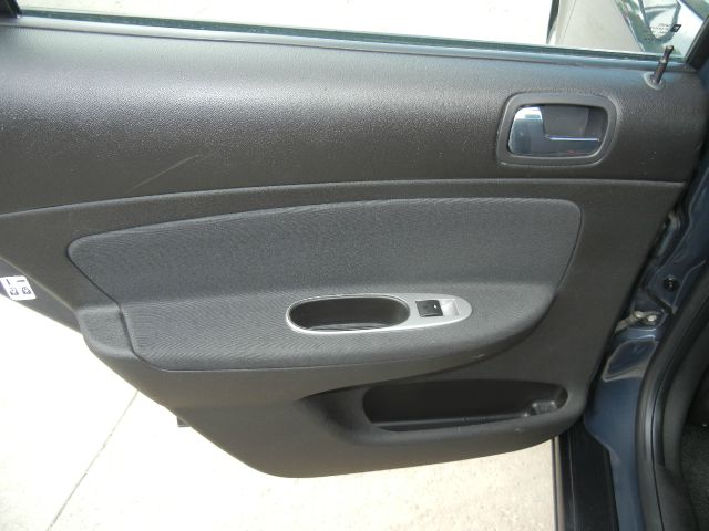 Chevrolet Cobalt 2009 photo 36