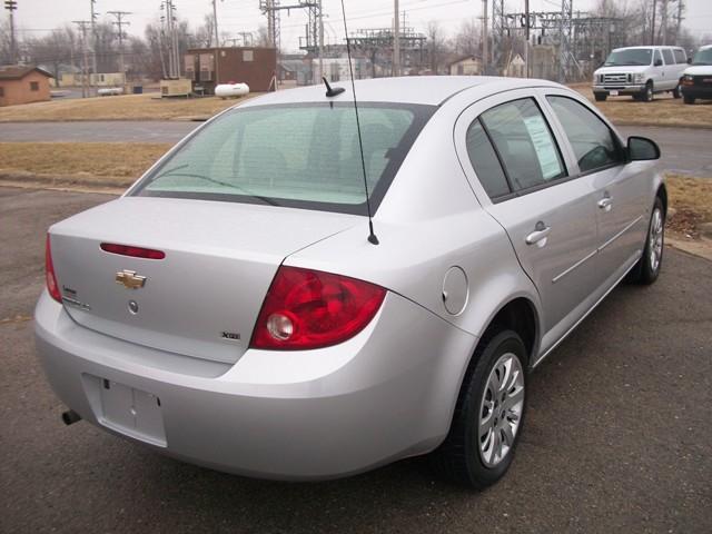 Chevrolet Cobalt 2009 photo 2