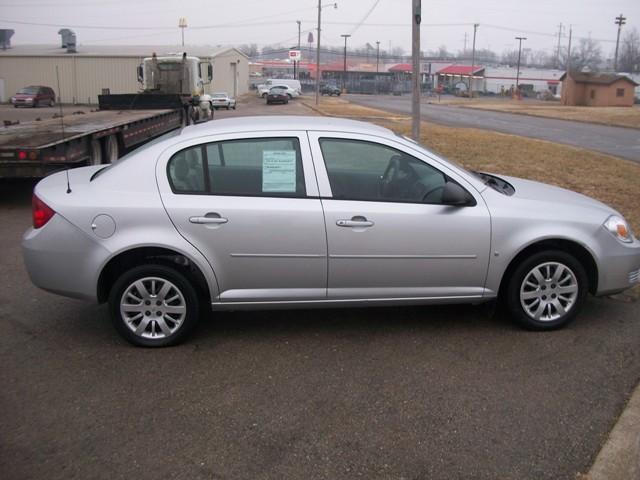 Chevrolet Cobalt 2009 photo 3