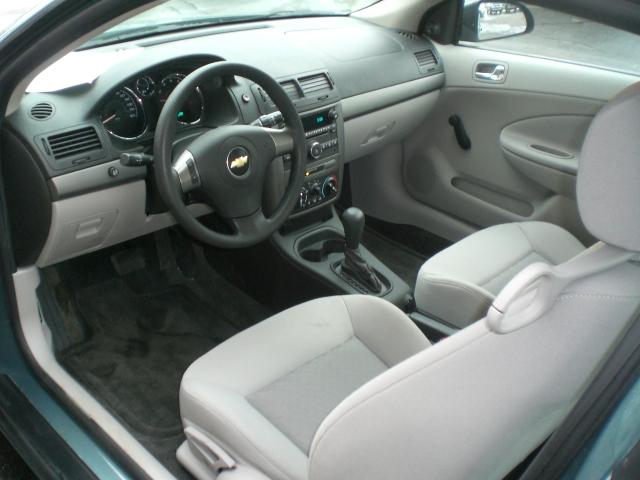 Chevrolet Cobalt 2009 photo 4