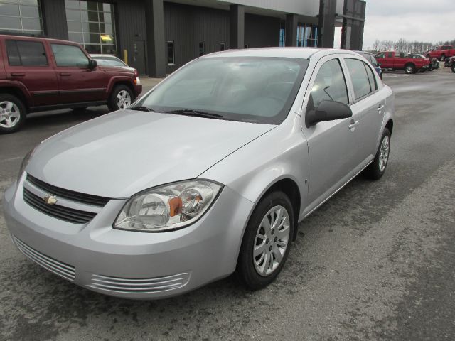 Chevrolet Cobalt 2010 photo 2
