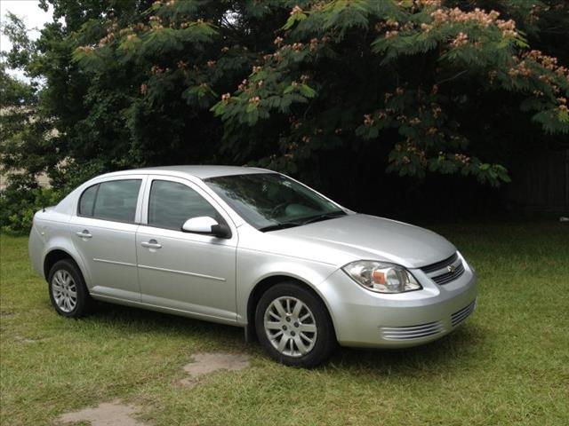 Chevrolet Cobalt 2010 photo 3