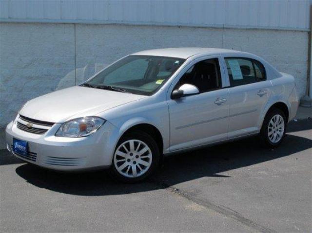 Chevrolet Cobalt 4dr Sdn I4 CVT 2.5 Sedan