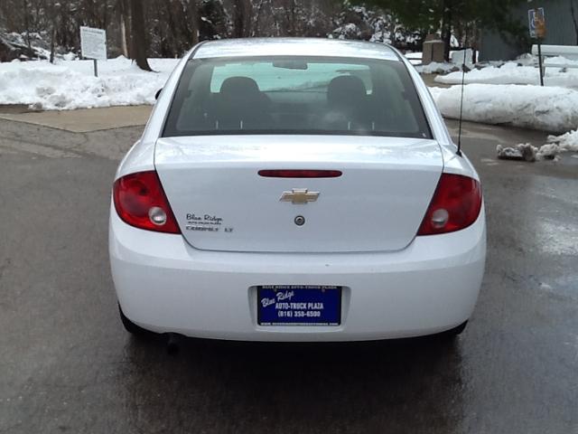 Chevrolet Cobalt 2010 photo 21