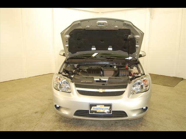 Chevrolet Cobalt 2010 photo 4