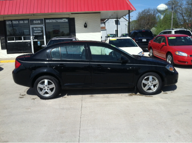 Chevrolet Cobalt 2010 photo 3