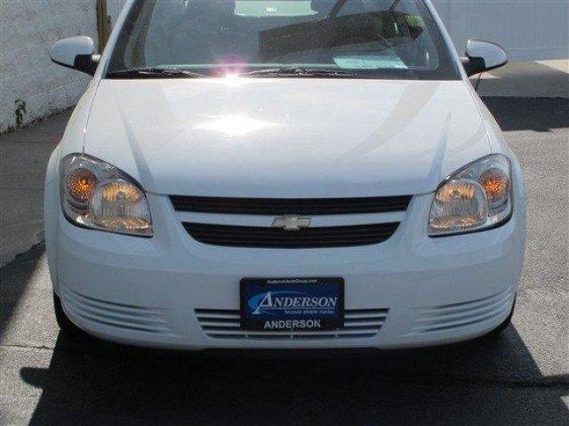 Chevrolet Cobalt 4dr Sdn I4 CVT 2.5 Sedan