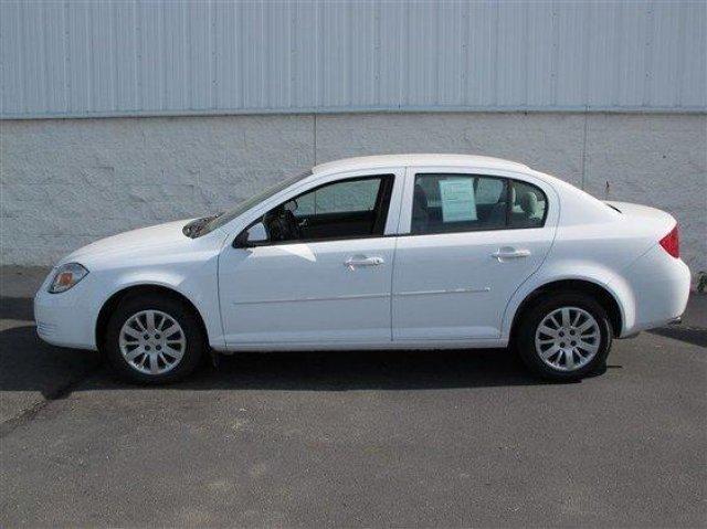 Chevrolet Cobalt 2010 photo 1