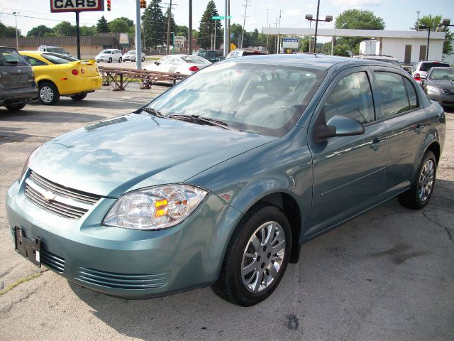 Chevrolet Cobalt 2010 photo 3