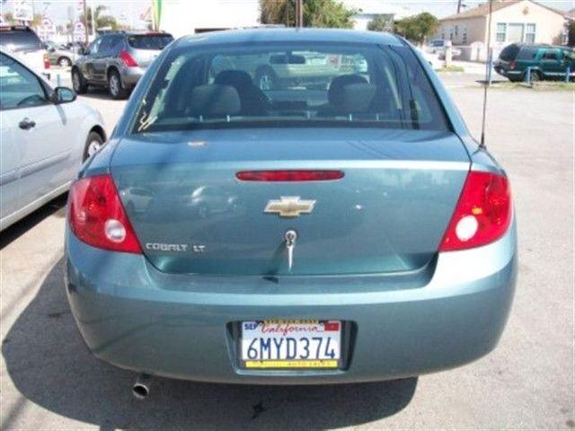 Chevrolet Cobalt 2010 photo 4