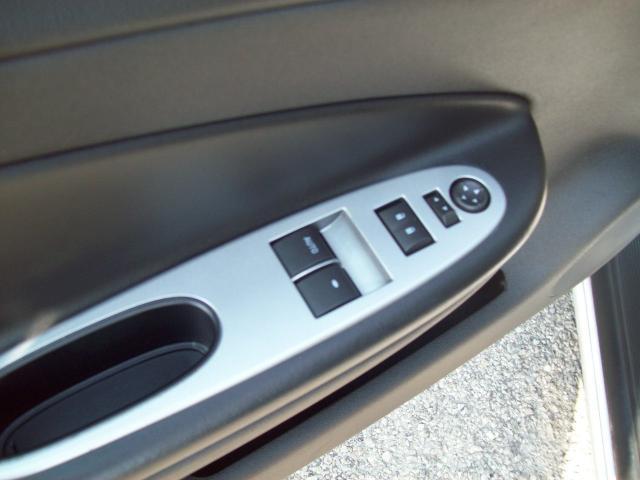 Chevrolet Cobalt 2010 photo 2