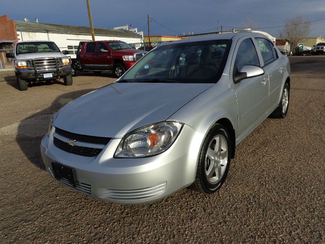 Chevrolet Cobalt 2010 photo 3