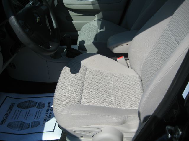 Chevrolet Cobalt 2010 photo 4