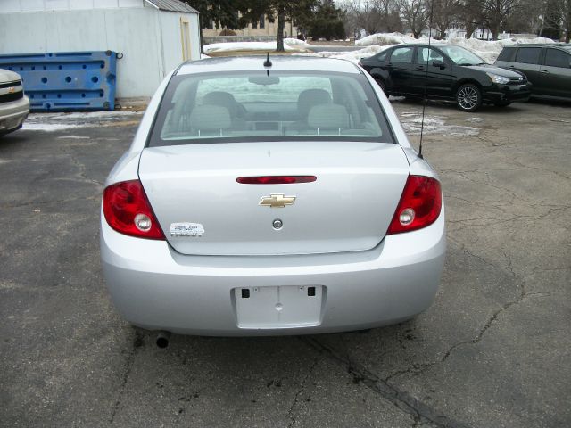 Chevrolet Cobalt 2010 photo 3