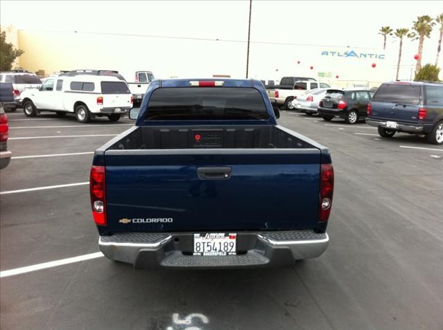 Chevrolet Colorado 2004 photo 3