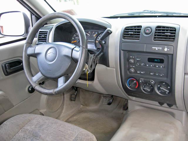 Chevrolet Colorado 2004 photo 2