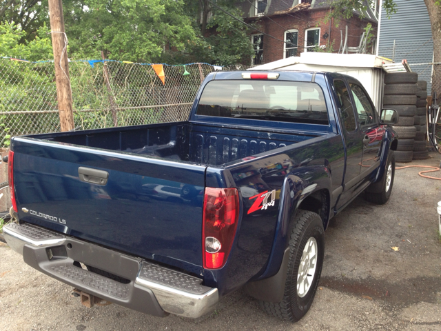 Chevrolet Colorado Lariat Supercab Long Bed 4WD Pickup Truck