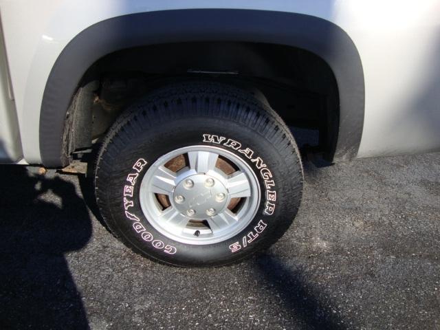 Chevrolet Colorado 2004 photo 2