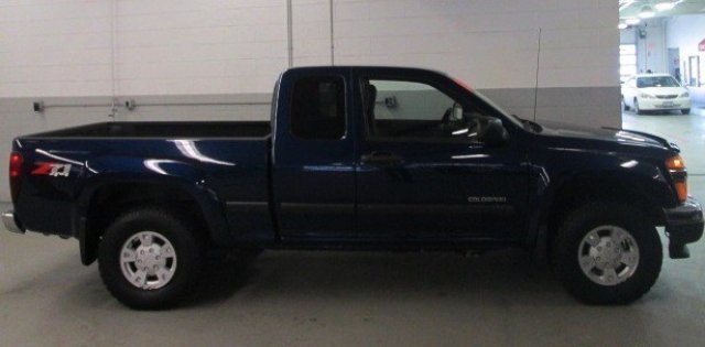 Chevrolet Colorado 2004 photo 2