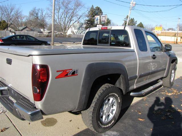 Chevrolet Colorado 2004 photo 2