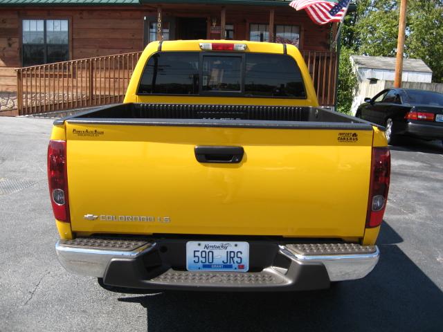 Chevrolet Colorado 2004 photo 2
