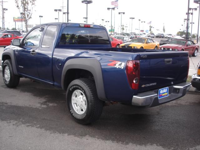 Chevrolet Colorado 2004 photo 2