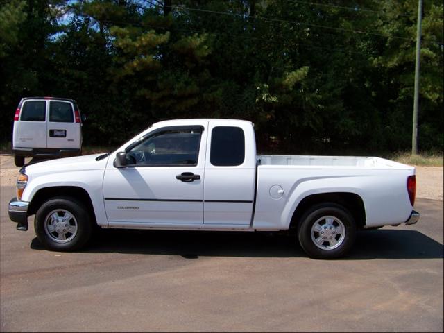 Chevrolet Colorado 2004 photo 2