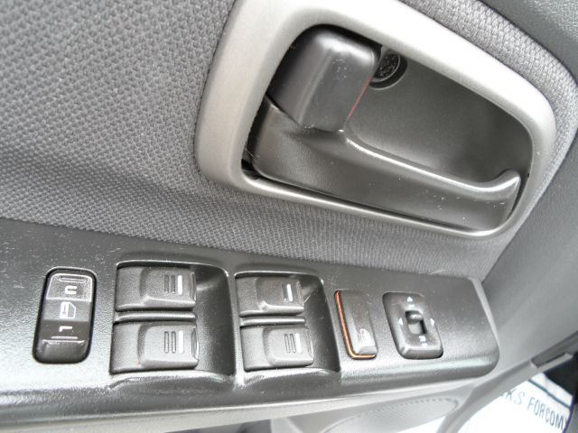 Chevrolet Colorado 2004 photo 3