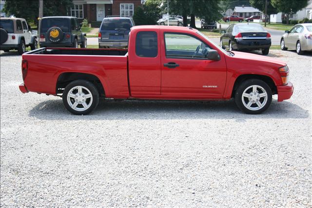 Chevrolet Colorado 2004 photo 2