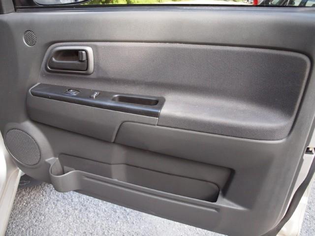 Chevrolet Colorado 2005 photo 19