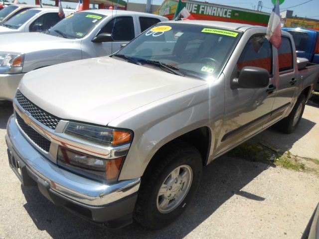 Chevrolet Colorado 2500 Laramie MEGA CAB Pickup Truck