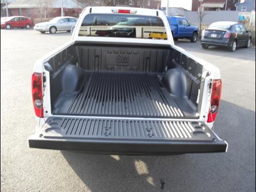 Chevrolet Colorado 2010 photo 2