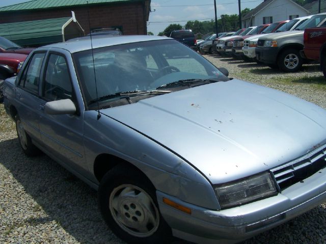 Chevrolet Corsica 1995 photo 3
