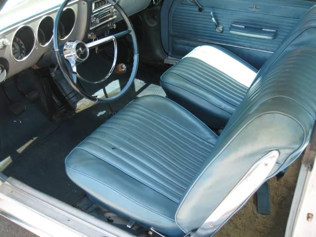 Chevrolet Corvair 1965 photo 4
