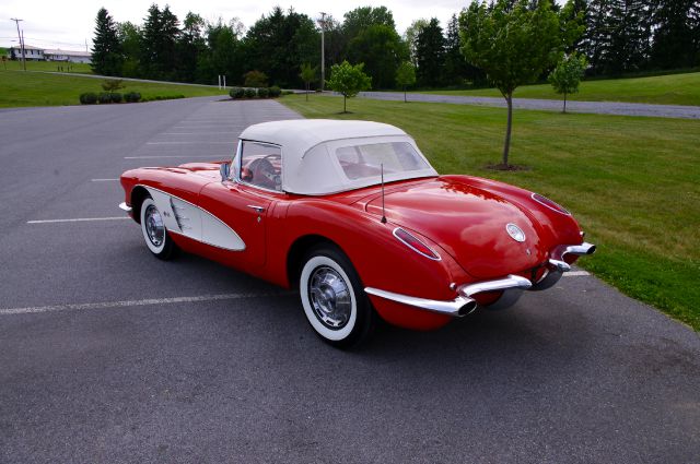 Chevrolet Corvette 1959 photo 1