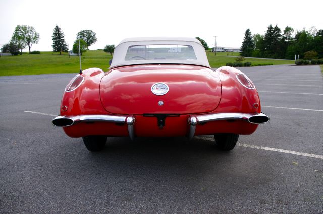 Chevrolet Corvette 1959 photo 2