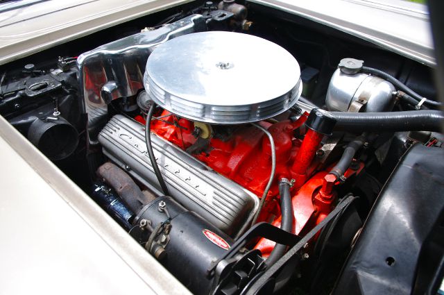 Chevrolet Corvette 1962 photo 0